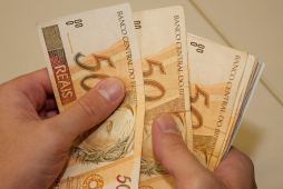 dinheiro empréstimo de 500 reais