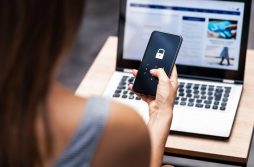 precisa de senha para comprar com cartão na internet?