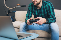 ganhar dinheiro jogando