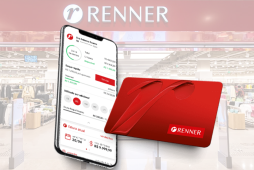 fachada de uma loja renner com o celular mostrando uma tela do aplicativo renner e o cartão renner - cancelar cartão renner